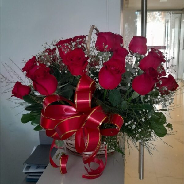 Canasto de 24 Rosas Rojas